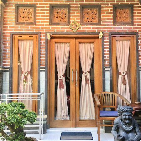 Mikuk Homestay Canggu Exterior photo