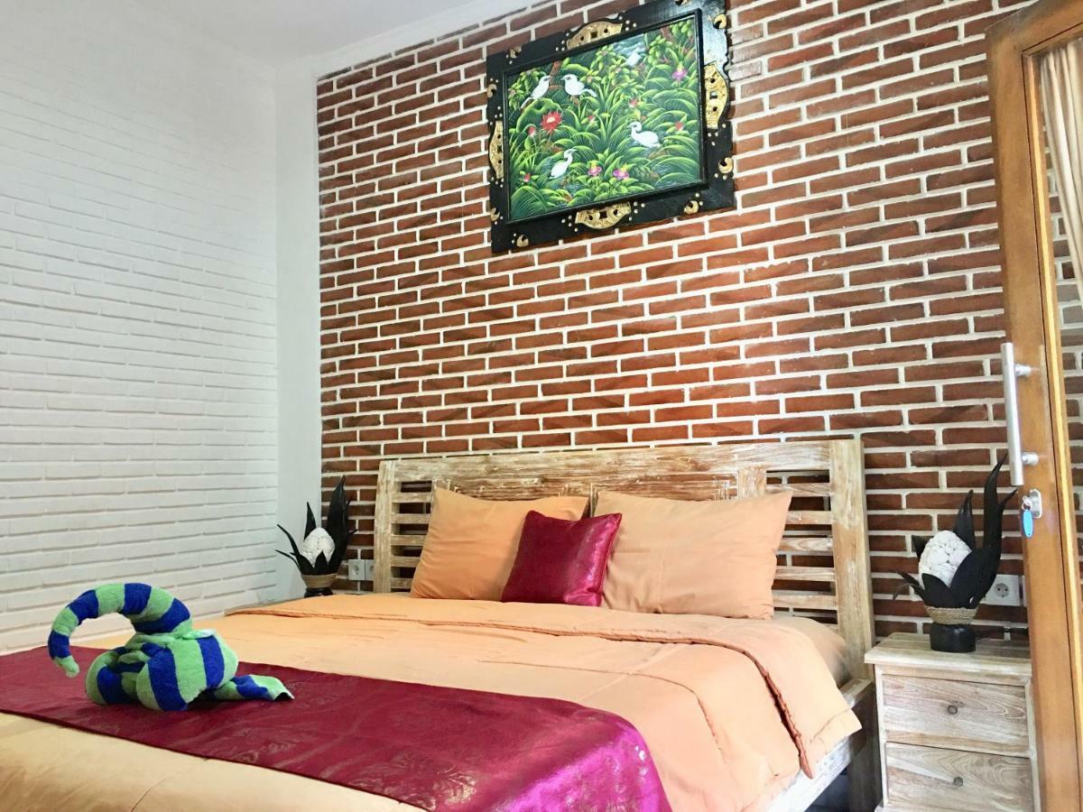 Mikuk Homestay Canggu Exterior photo